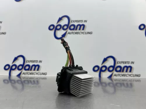 Kachel Weerstand-8300700