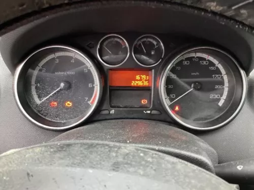 Kilometerteller KM-8146887