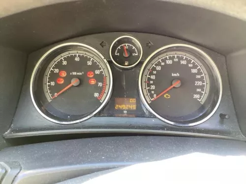 Kilometerteller KM-8084428