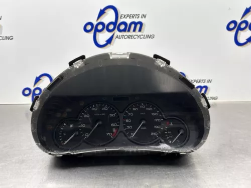 Kilometerteller KM-8316827