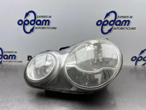 Koplamp links-8312424