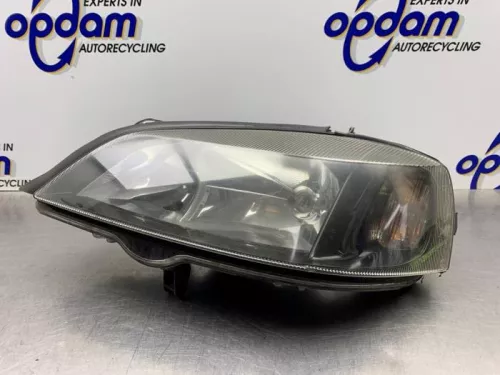 Koplamp links-8288268