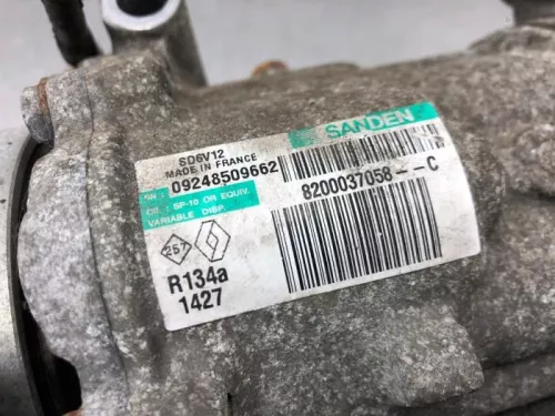 Renault Aircopomp 8200037058 d4fg722