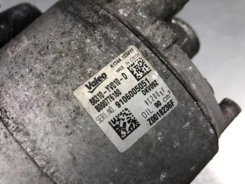 Toyota Aircopomp 88310yv010d 1kr