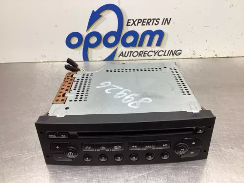 Radio CD Speler-8130366