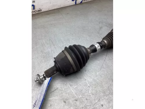 Aandrijfas links-voor Mercedes a2463301801 724015