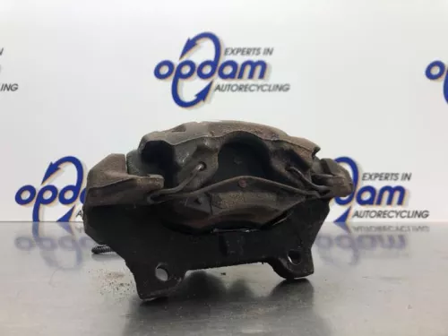 Remklauw (Tang) rechts-voor-8109027