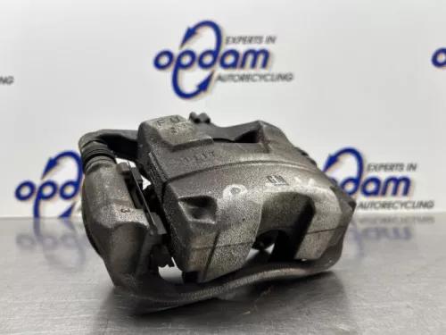 Remklauw (Tang) rechts-voor-8079069