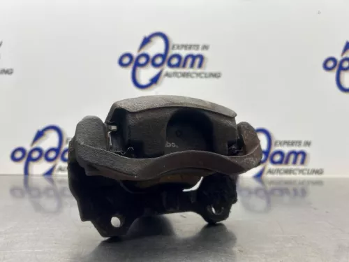 Remklauw (Tang) rechts-voor-8222406