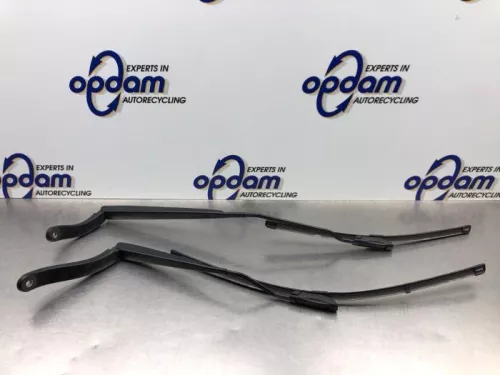 Ruitenwisserarm voor-8044841