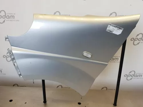 Scherm links-voor-7746028