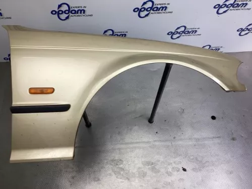 Scherm rechts-voor-7767738