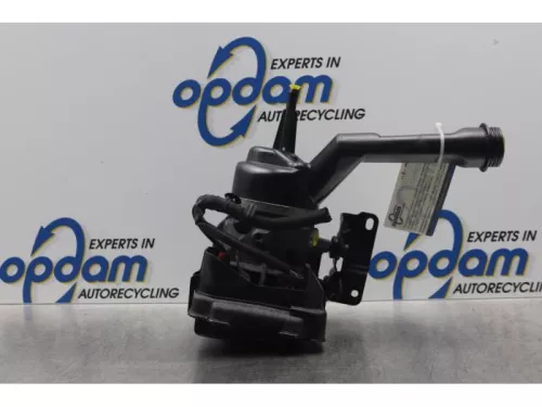 Stuurbekrachtiging Pomp-7878325