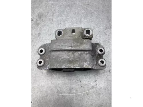 Versnellingsbak Steun-8101067