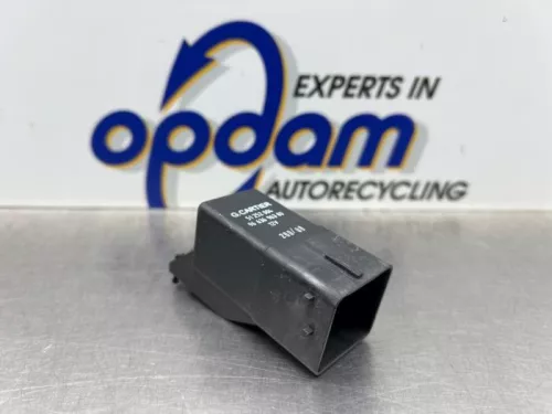 Voorgloei Relais-8130916