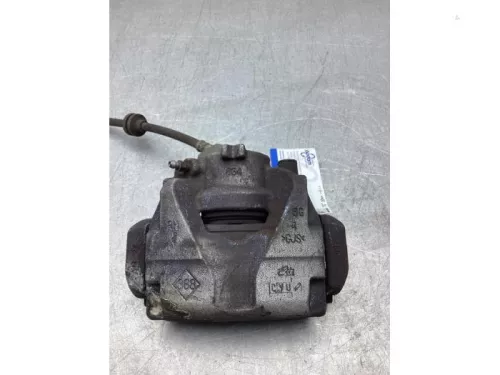 Remklauw (Tang) rechts-voor-8216329