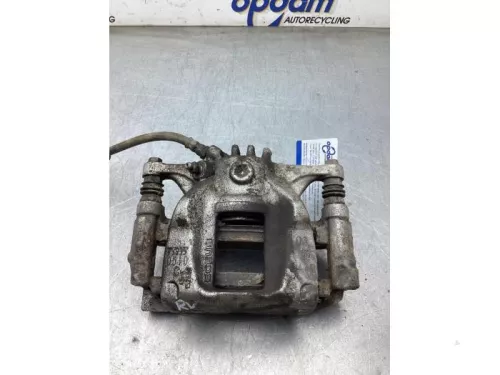 Remklauw (Tang) rechts-voor-8317697