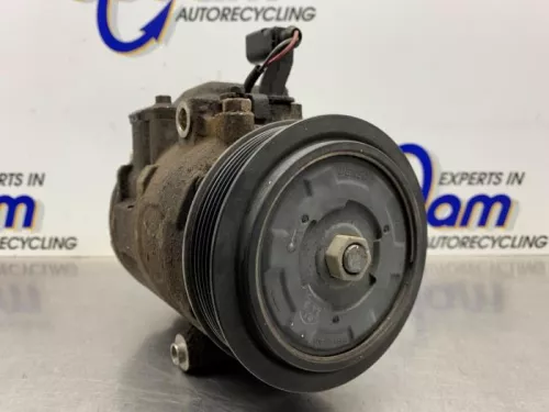 Volkswagen Aircopomp 6q0820808g