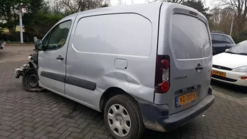 Achteras voorwielaandrijving-7885210