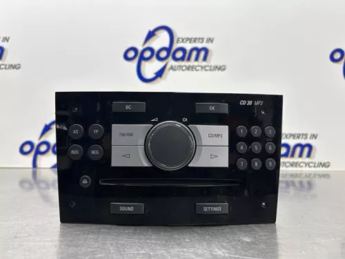 Radio CD Speler-8335701