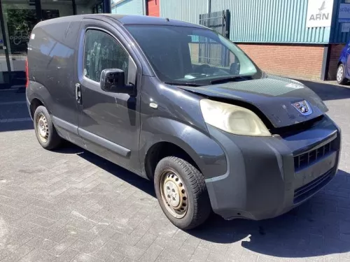 Fusee rechts-voor-8324107