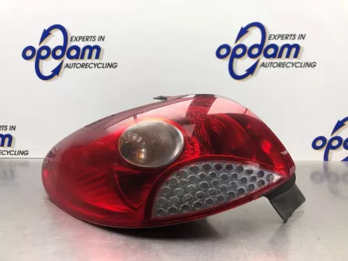 Achterlicht links-8257180