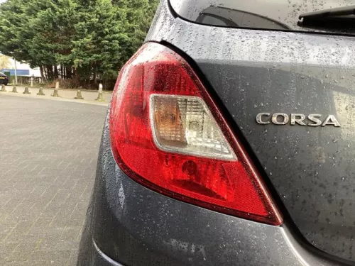 Achterlicht links-8258114