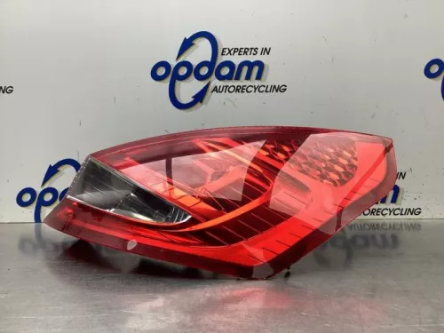 Achterlicht rechts-8138699