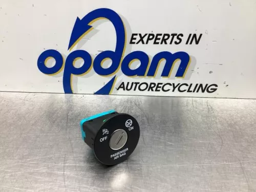 Airbag schakelaar-7868353