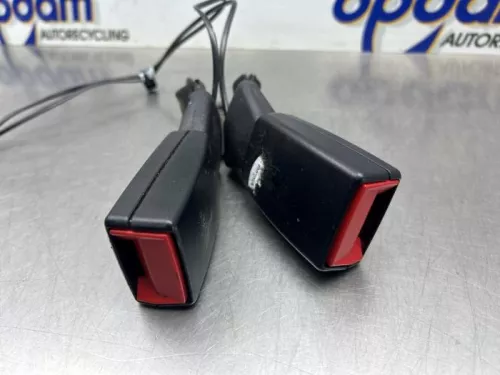 Veiligheidsgordel Insteek rechts-achter-8228052