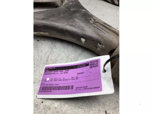 Draagarm onder links-voor-8354608