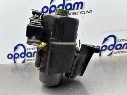 Stuurbekrachtiging Pomp-8371835