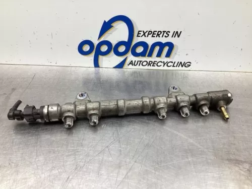 Brandstofdruk sensor-8046853