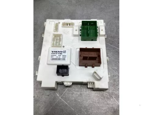 Central electronic module-8160577