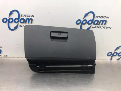 Dashboardkastje-8105105