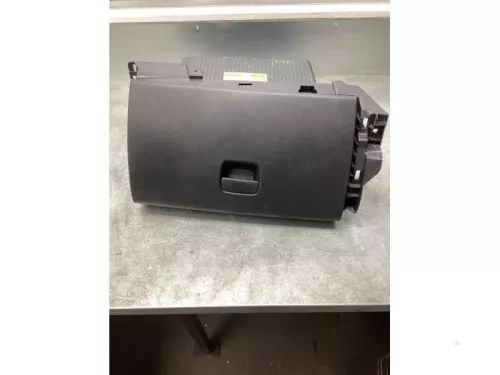 Dashboardkastje-8126127