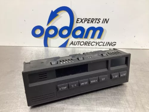 Display Interieur-7978034