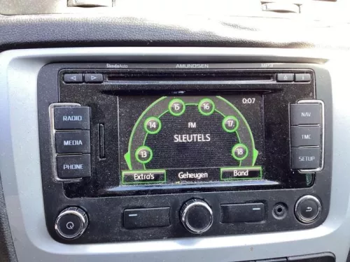 Display Multi Media regelunit-8075768