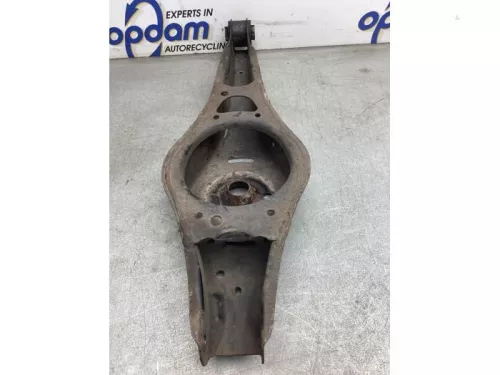 Draagarm links-achter-8230416