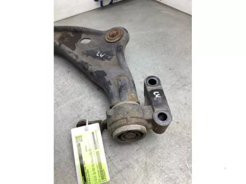 Draagarm onder links-voor-8222398