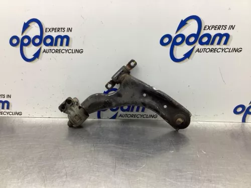 Draagarm onder rechts-voor-8046543