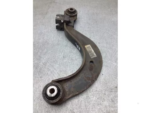 Draagarm rechts-achter-8230416