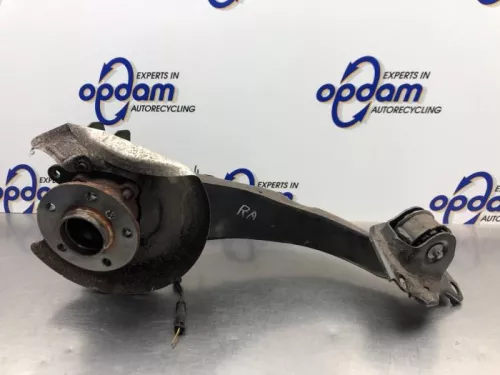 Fusee rechts-achter-8102585