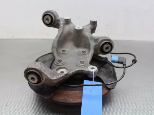 Fusee rechts-achter-7885218