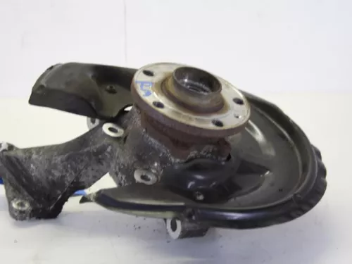 Fusee rechts-achter-7895666