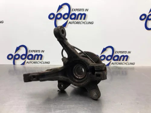 Fusee rechts-voor-8151094