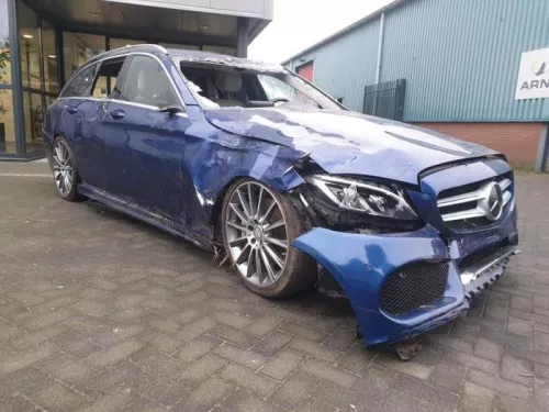 Fusee rechts-voor-6332406