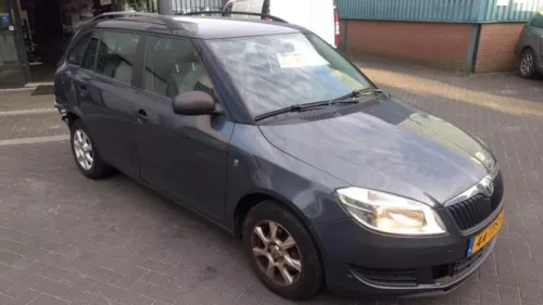 Fusee rechts-voor-7878137