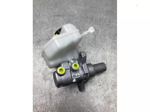 Hoofdremcilinder-7474316