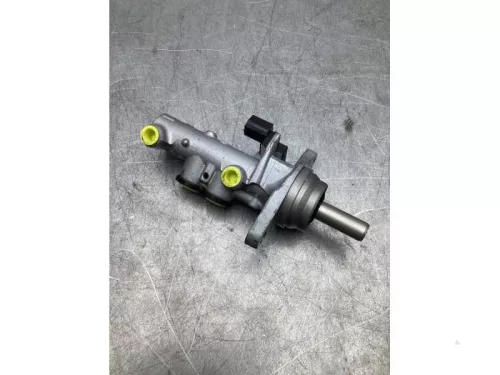 Hoofdremcilinder-6093868